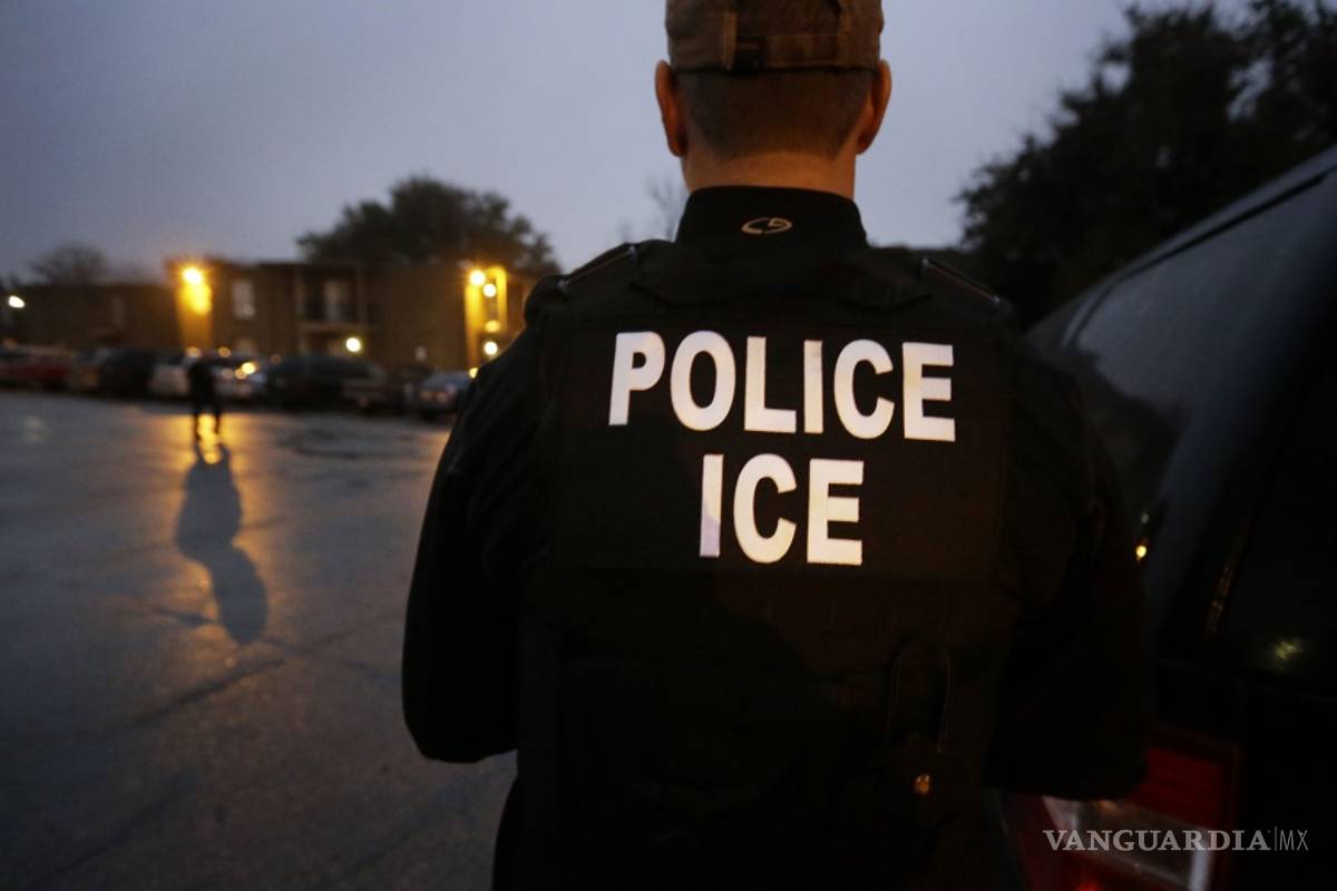 Bajan los arrestos en la frontera pero suben las deportaciones en EU
