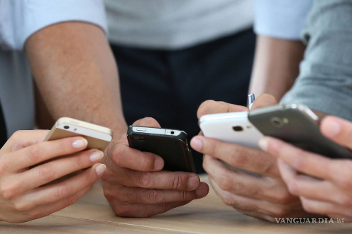 Usuarios de teléfonos inteligentes no toman medidas de seguridad en sus dispositivos