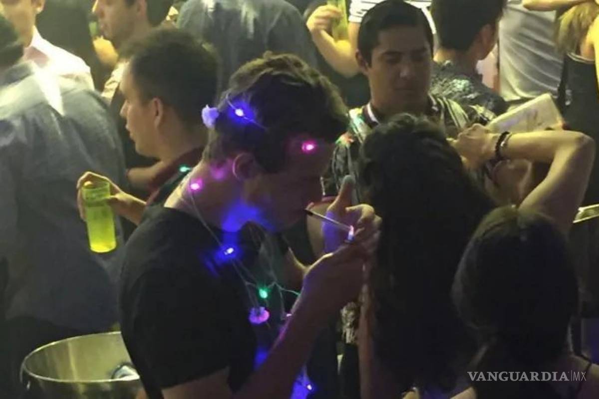 Portero que suplirá a Nahuel Guzmán 'se quita los nervios' en un antro previo al Tigres vs América