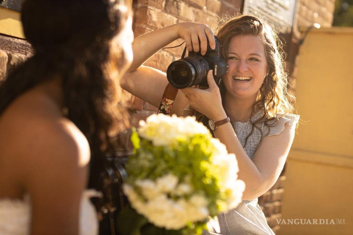Fotógrafa se negaba a trabajar en bodas gay, pierde demanda