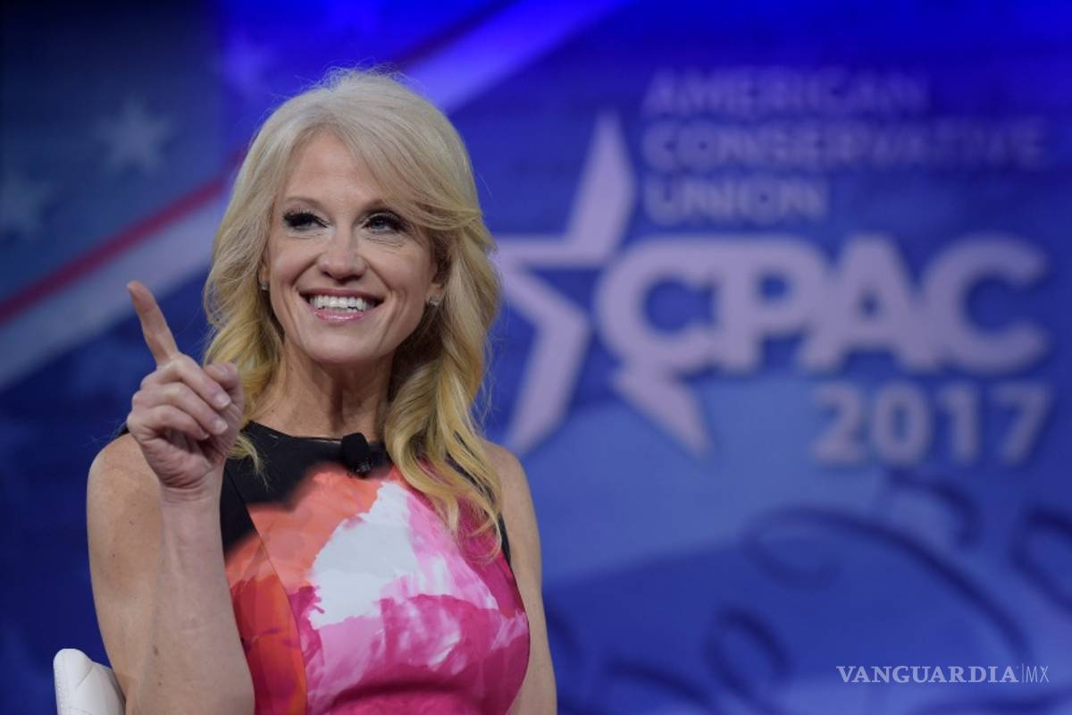 Oficina Ética de EU reprocha a la Casa Blanca no sancionar a Kellyanne Conway