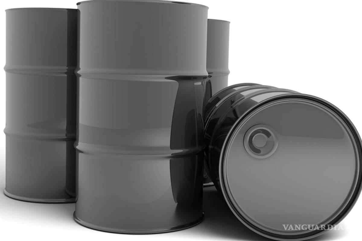 Mezcla mexicana retrocede 53 centavos; se cotiza en 33.75 dpb