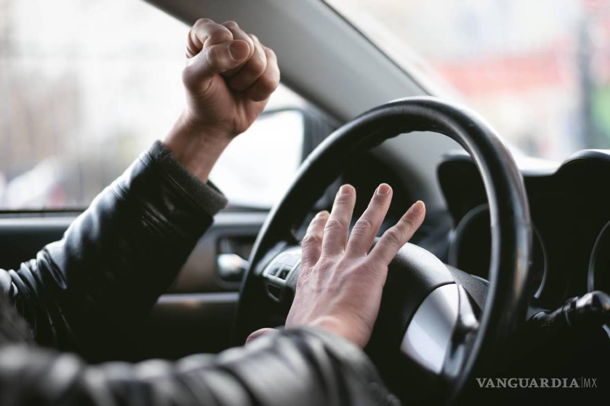 ¿Ruido excesivo del claxon o música es una infracción? Sí, pero en Saltillo ningún conductor ha sido multado