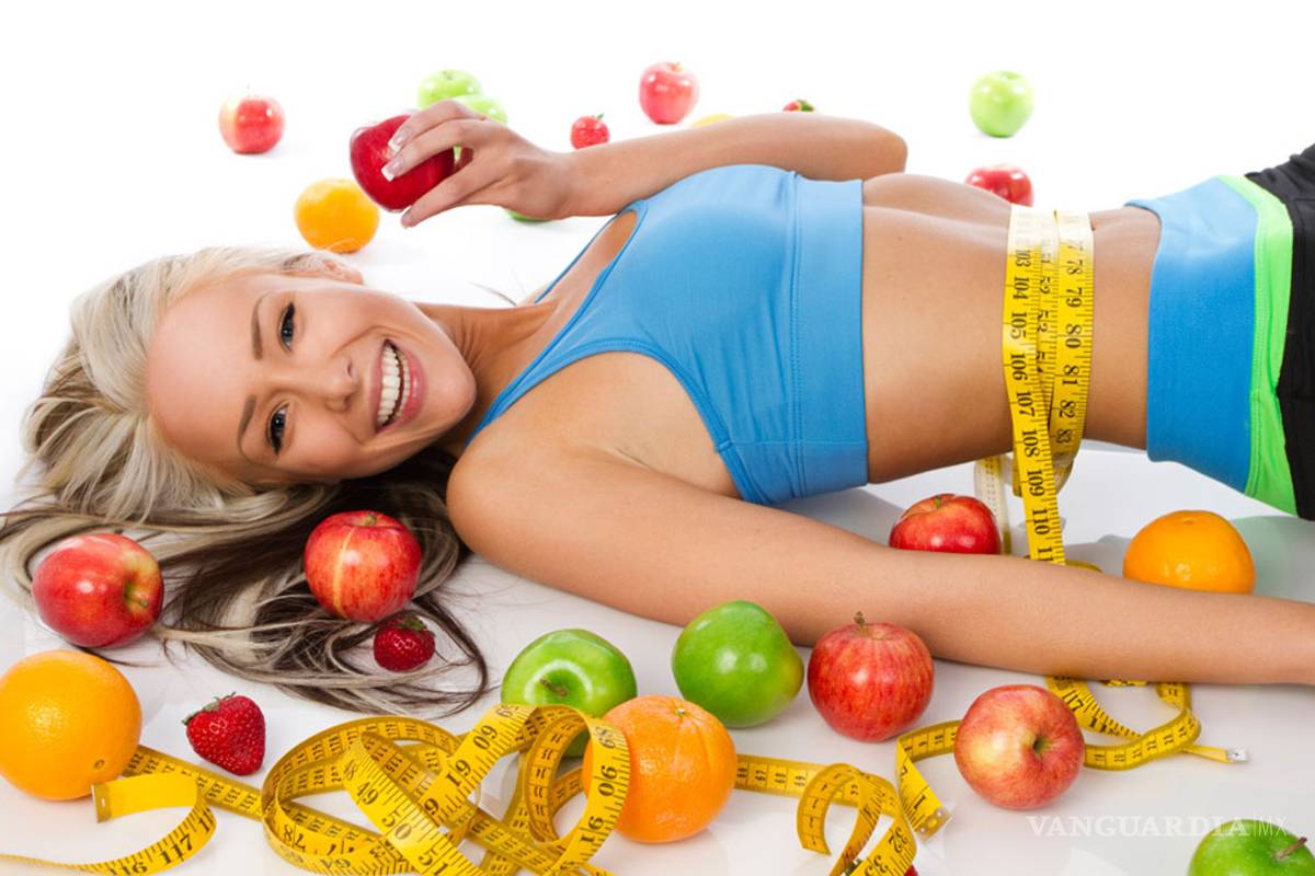 7 frutas y verduras que te ayudarán a bajar de peso