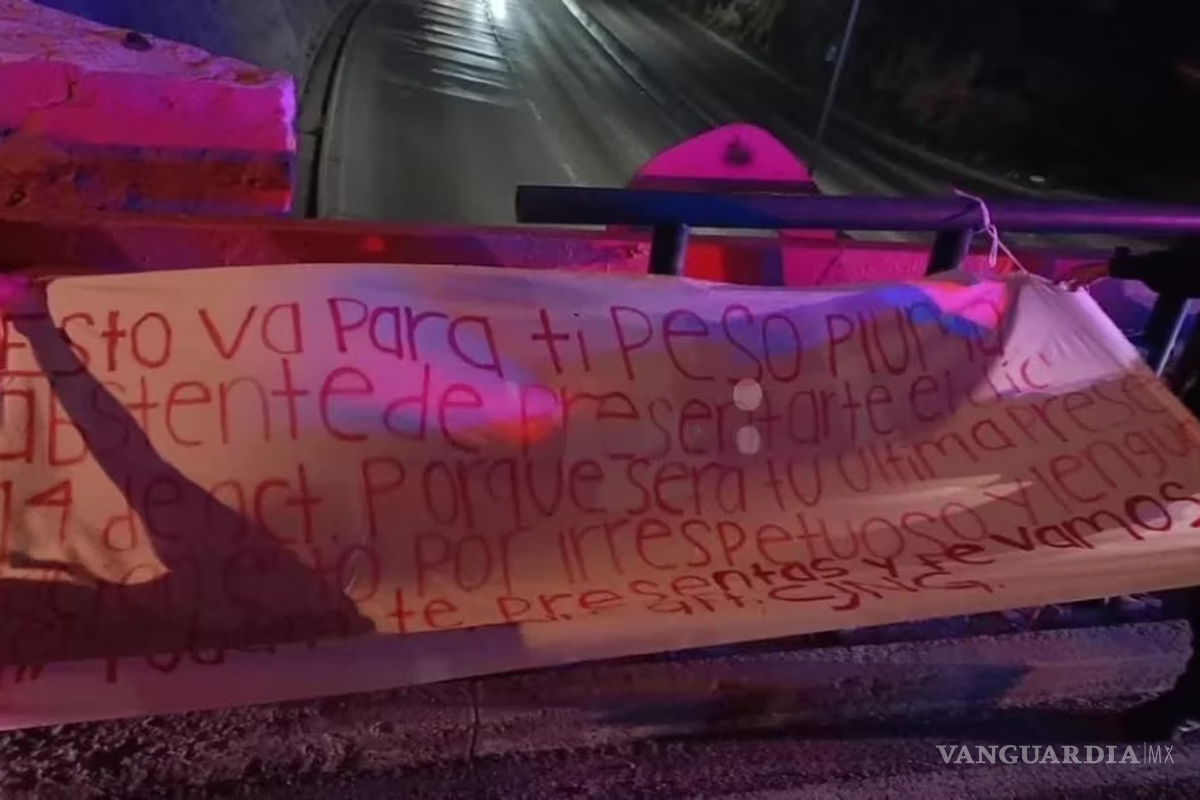 $!Las mantas fueron colocadas en los puentes de El Mirador, Vía Rápida y Panamericano, así como en la colonia Libertad