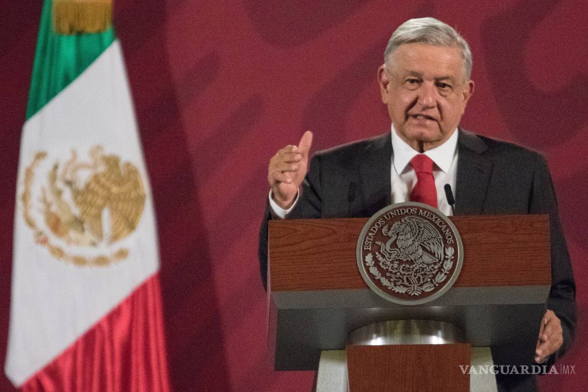 Ante colapso, AMLO anuncia ‘mini recorte’ en producción