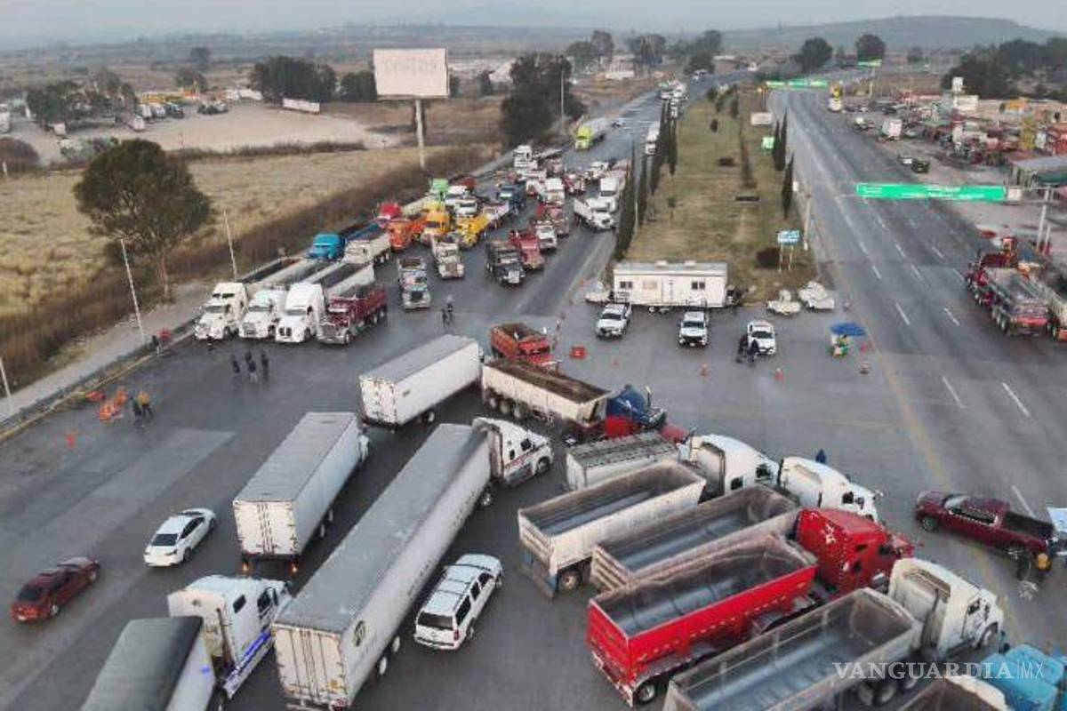 Reporta Coparmex dos casos de extorsión a transportistas en carreteras de México