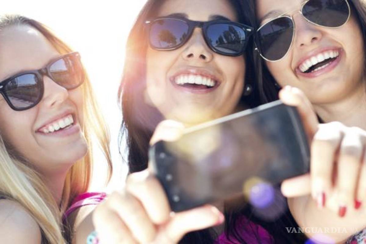 Tomar píldora anticonceptiva y desmaquillarse, lo que más olvidan las mujeres millennials