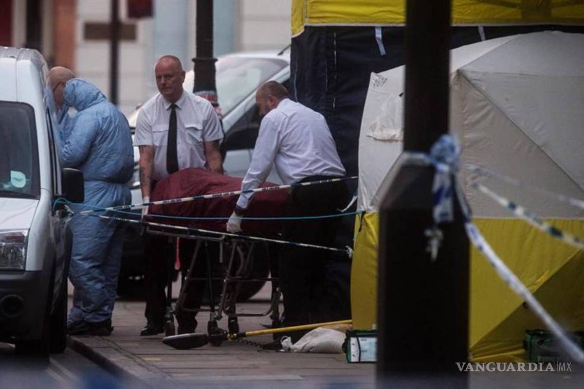 Un muerto y cinco heridos en ataque con un cuchillo en Londres