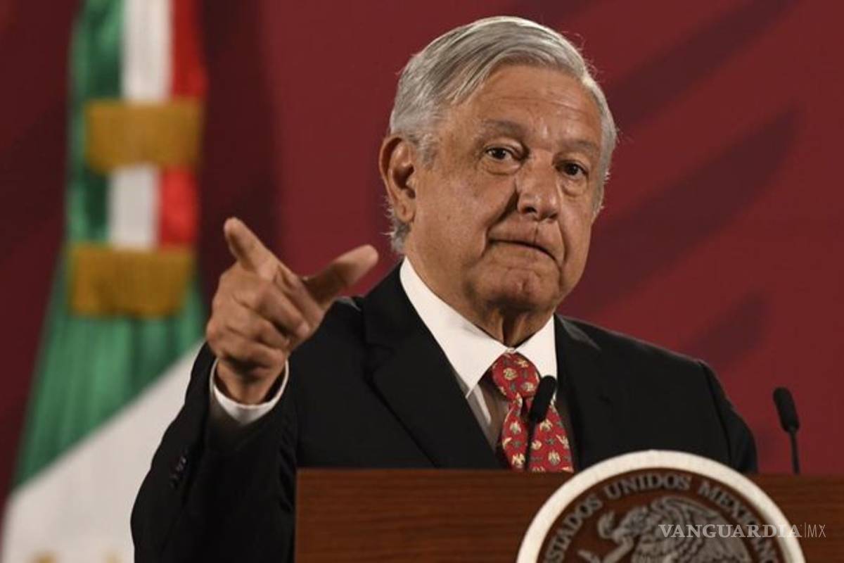 AMLO promete premiar a quien denuncie sobornos en licitaciones públicas