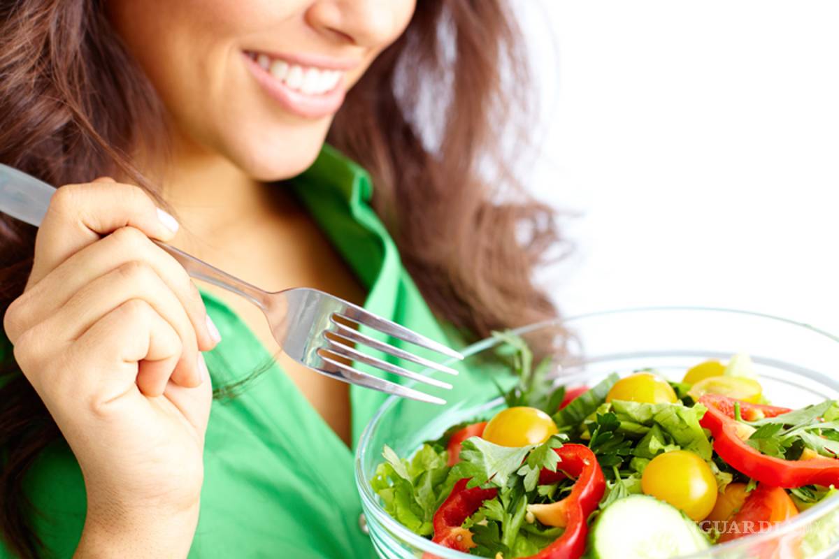 Seis formas de comer sano con poco dinero