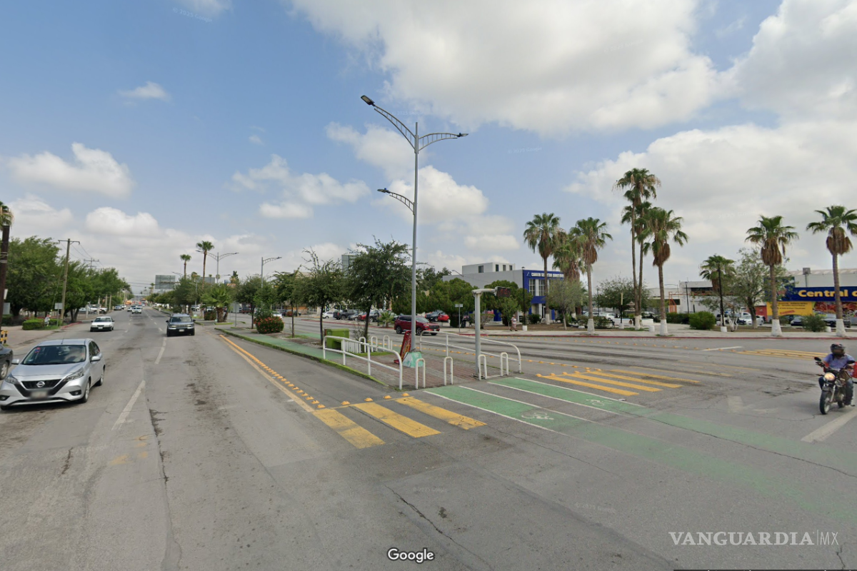 $!Hay puntos en Monclova que son usados a manera de central, como este en Madero y Harold Pape.