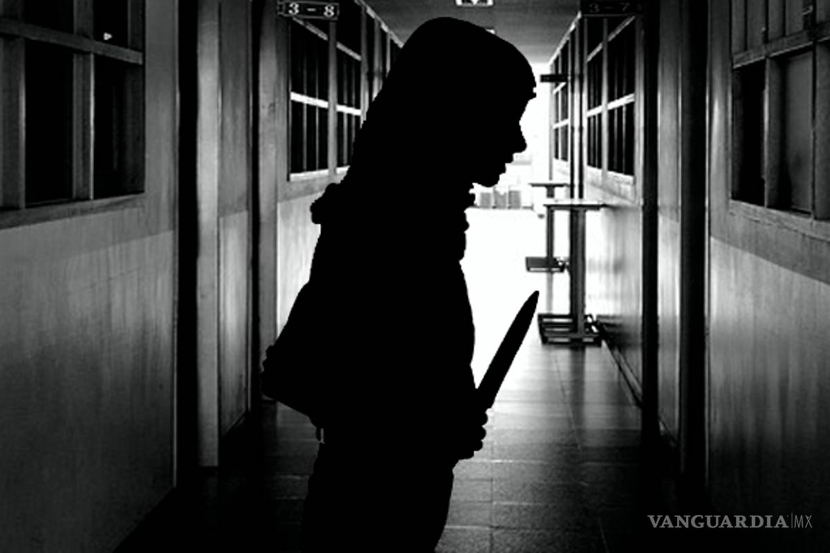 Alumna de secundaria hiere a maestro con arma blanca en Guadalupe, NL