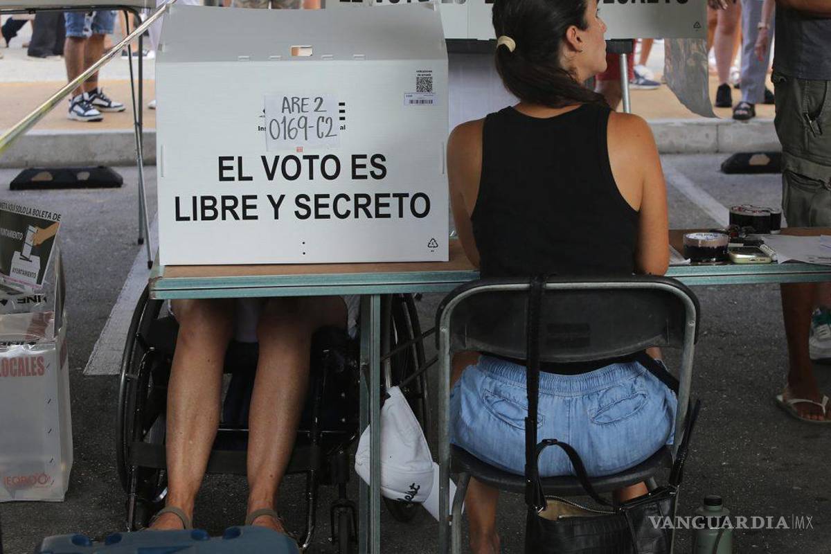 Senador propone que procuradores o fiscales sean electos por el voto