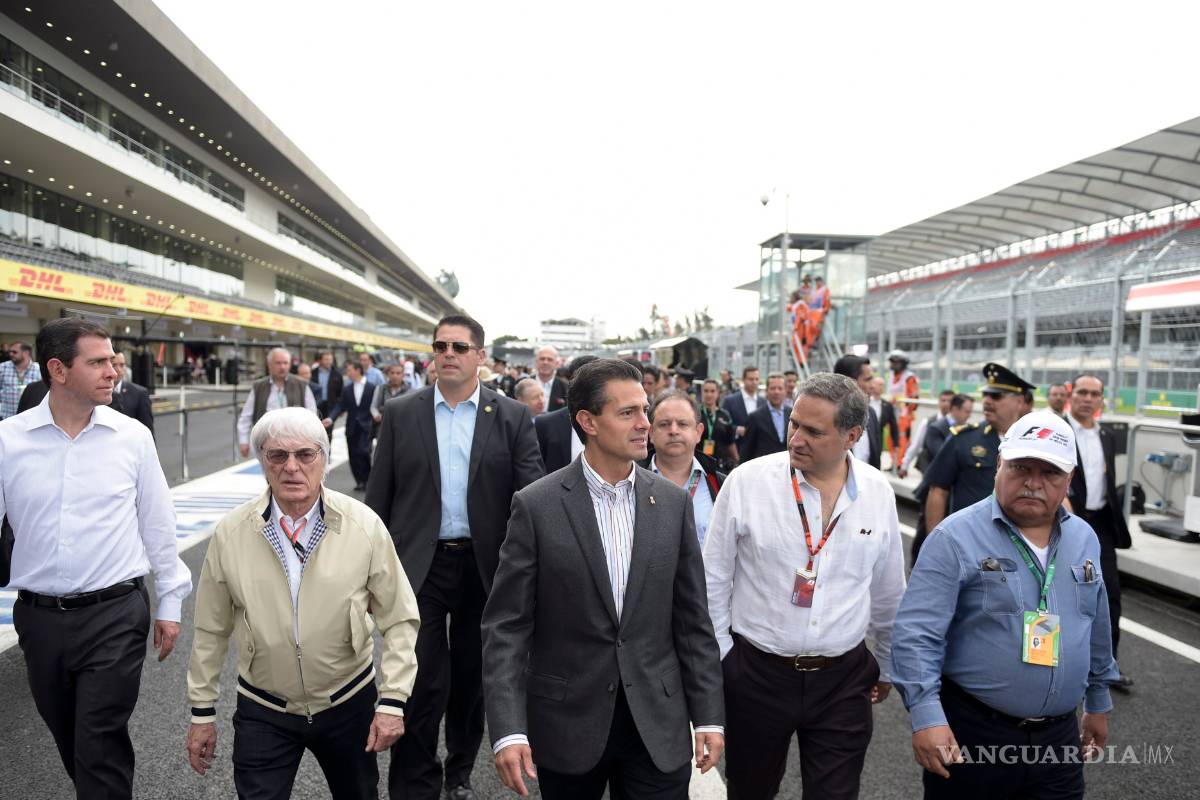 Da EPN banderazo en el autódromo