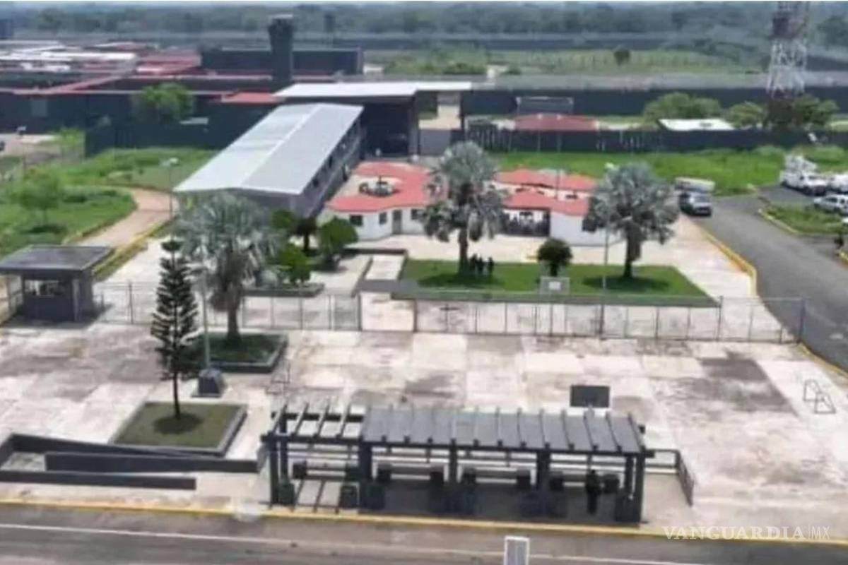 Reubican a más de 150 presos al nuevo penal de Huimanguillo; el traslado será gradual