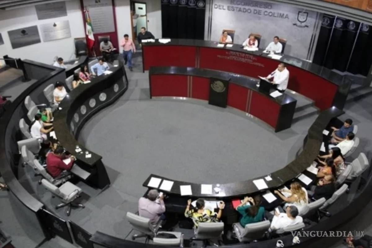 Piden investigación para exgobernador de Colima