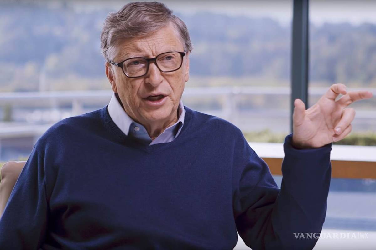 ‘No esperes regresar a la vida normal en abril’, advierte Bill Gates
