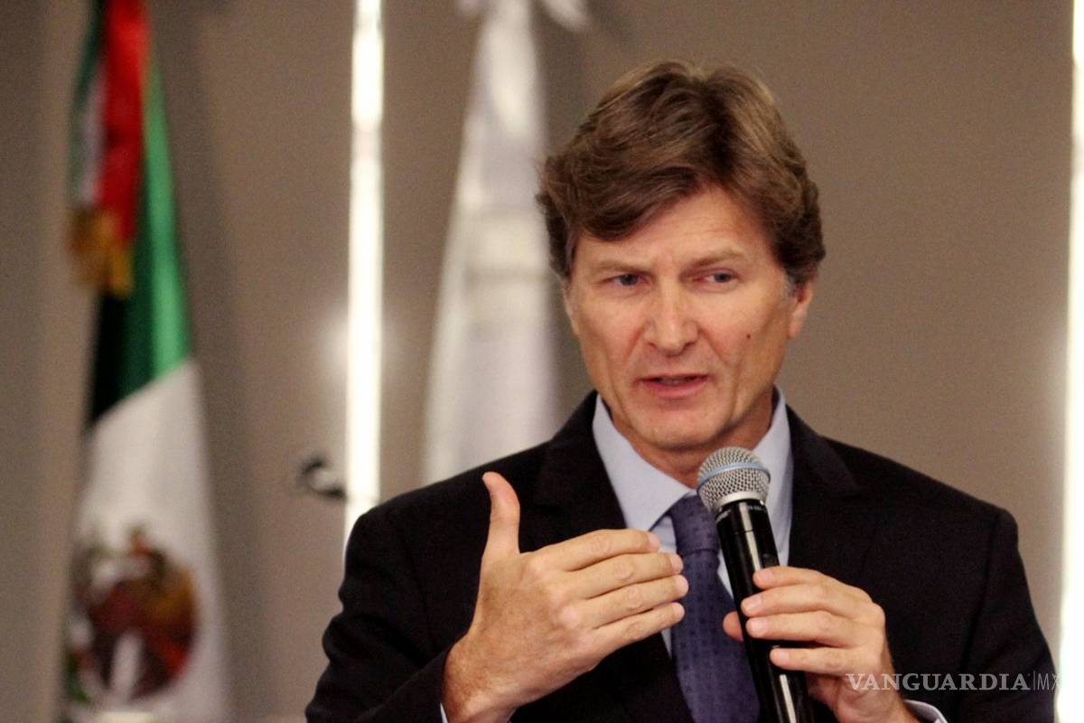 $!Ciudadanía tendría que ser especialista en suelos y aviación para opinar sobre NAIM: De la Madrid