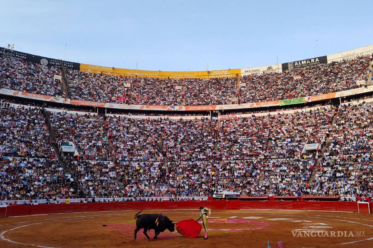 Determina juez que corridas de toros regresen a la Plaza México