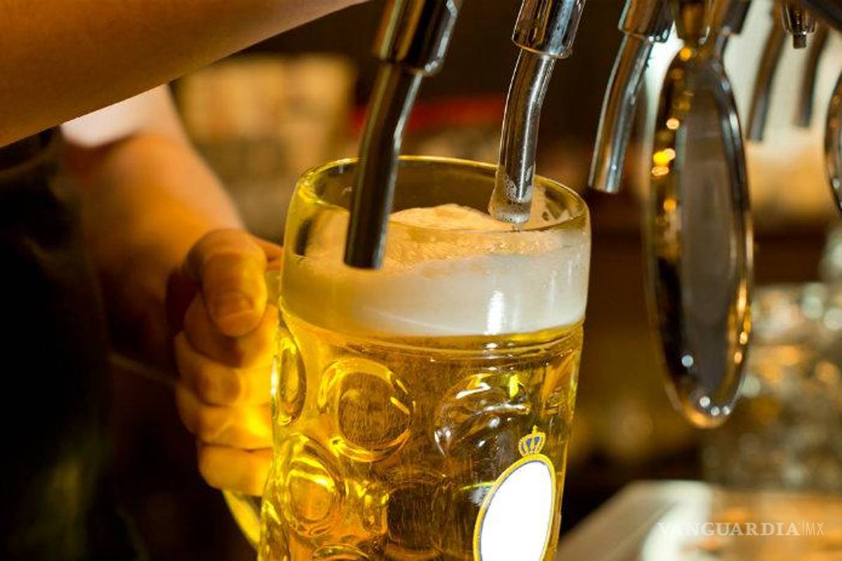Buscan a 25 personas que beban cerveza para experimento científico