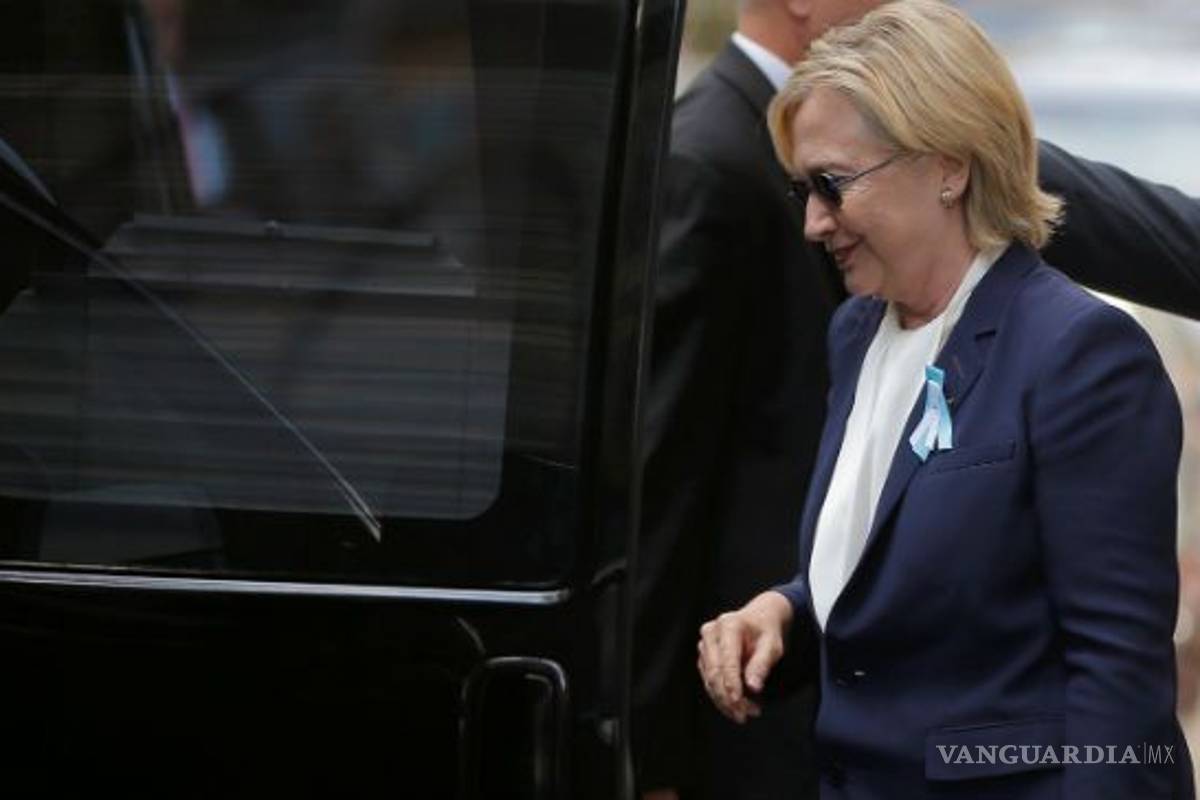 Hillary Clinton sufre golpe de calor y sale abruptamente de acto conmemorativo al 11/9