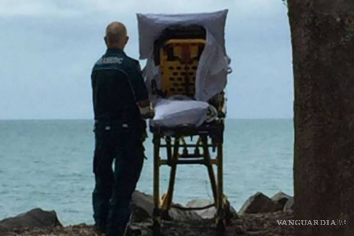 Paramédicos cumplen último deseo de paciente terminal; foto se vuelve viral