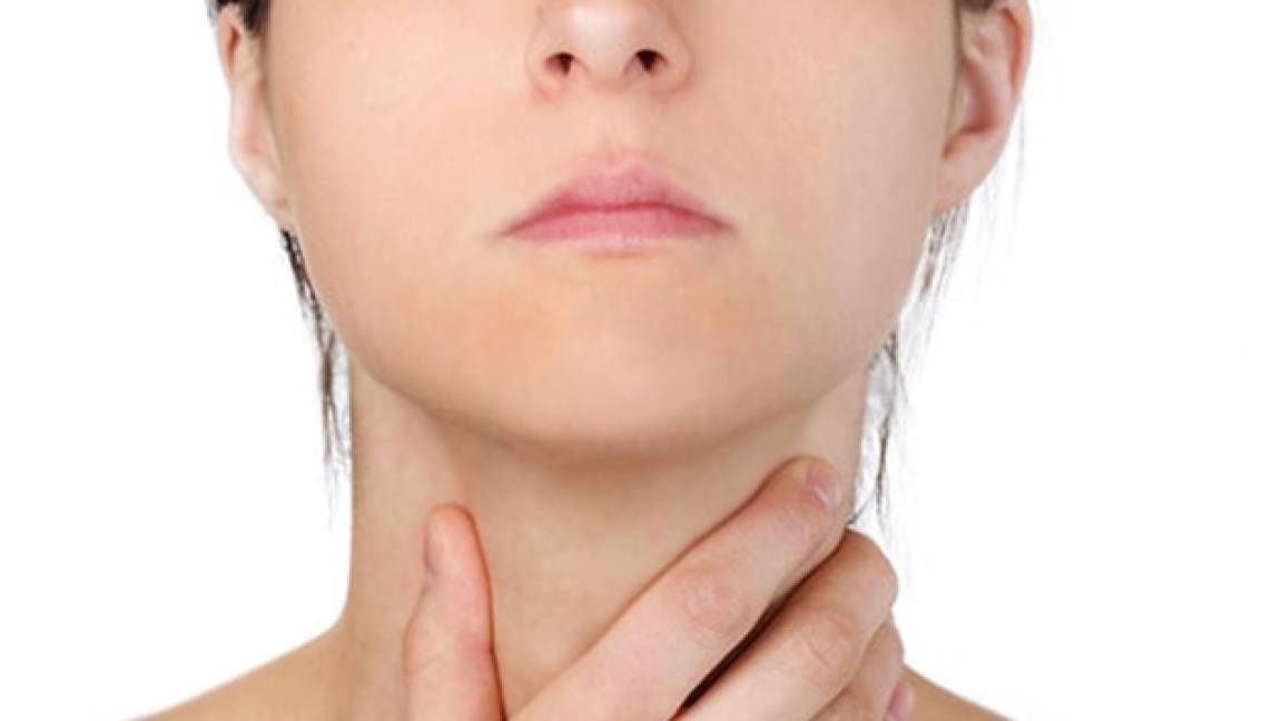 6 síntomas de un posible cáncer de tiroides