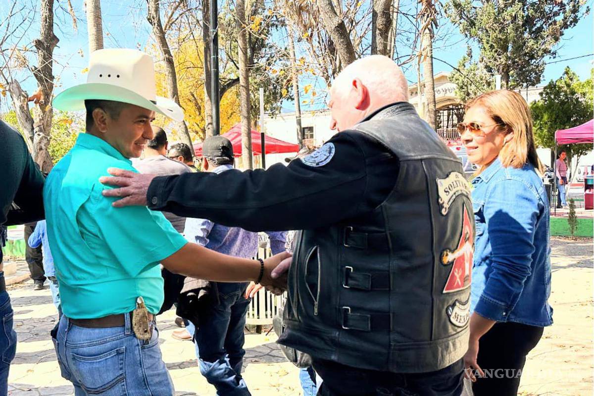 $!La plaza principal fue punto de reunión del contingente visitante.