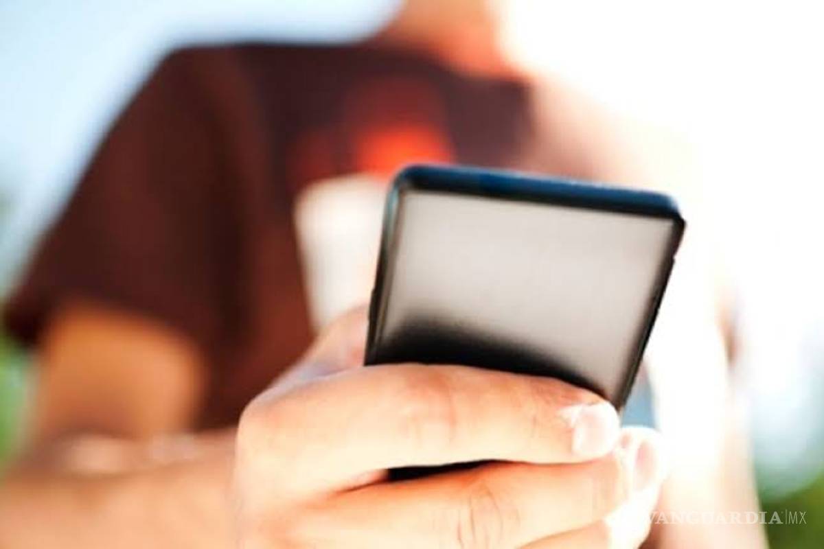 Demandan a Apple y Samsung por alta radiación en dispositivos