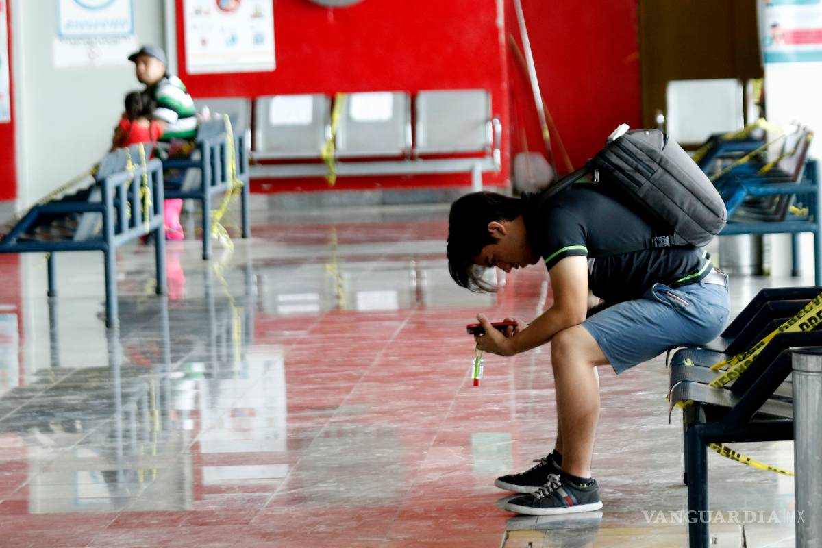 Pese a restricción, siguen saltillenses viajando a Nuevo León