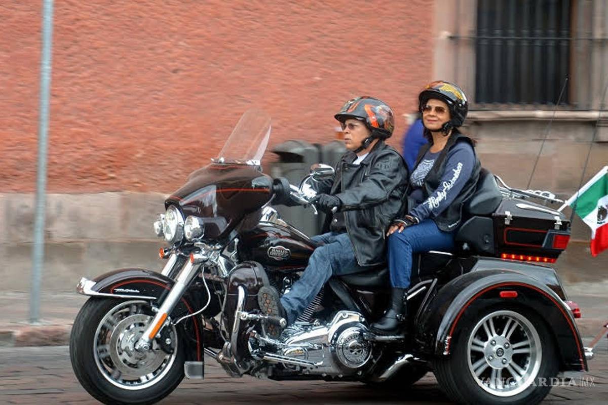 Adquieren diputados 19 motos Harley Davidson