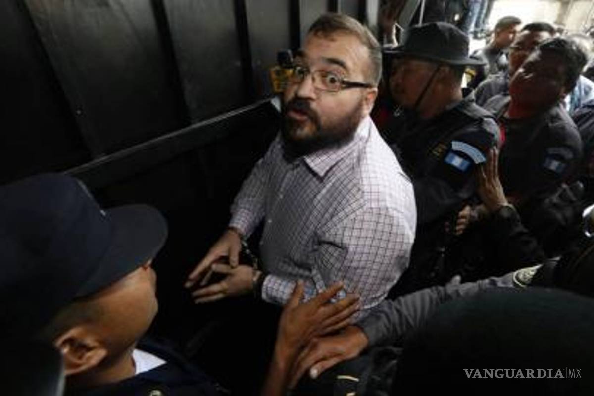 Se presenta Javier Duarte a segunda audiencia en Guatemala