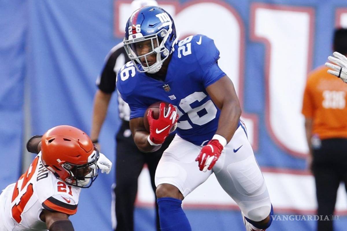 ¡Alarmas en los Giants! El corredor Saquon Barkley sale lesionado en las prácticas