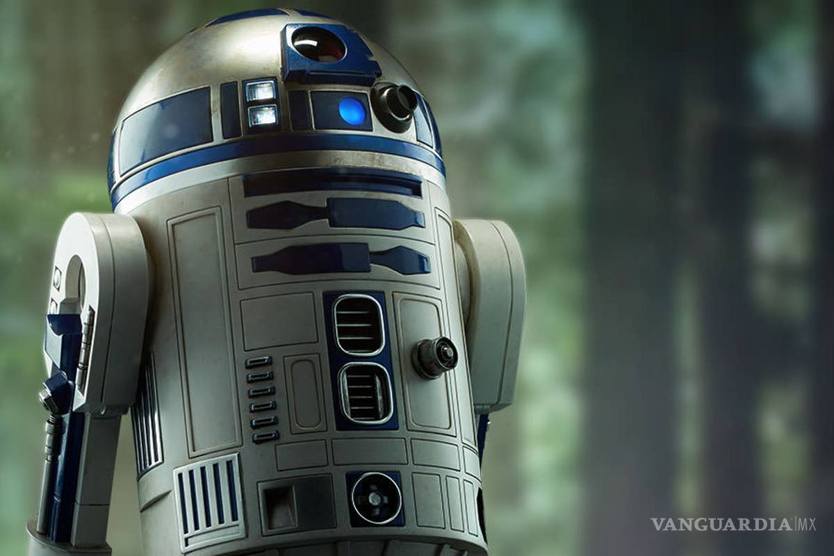 Subastan a R2-D2 en más de 2 mdd