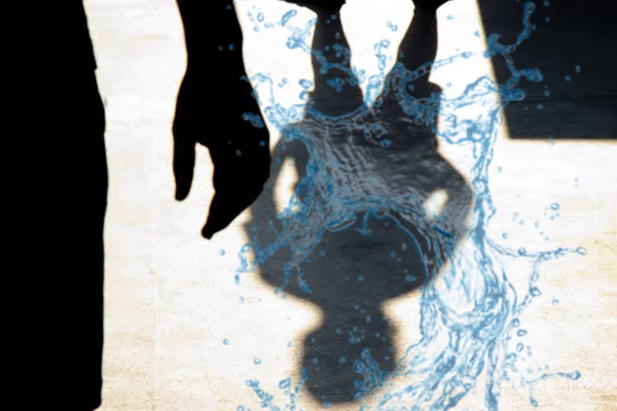 Hombre mata a su hijo de 6 años, al tratar de exorcizarlo con agua hirviendo