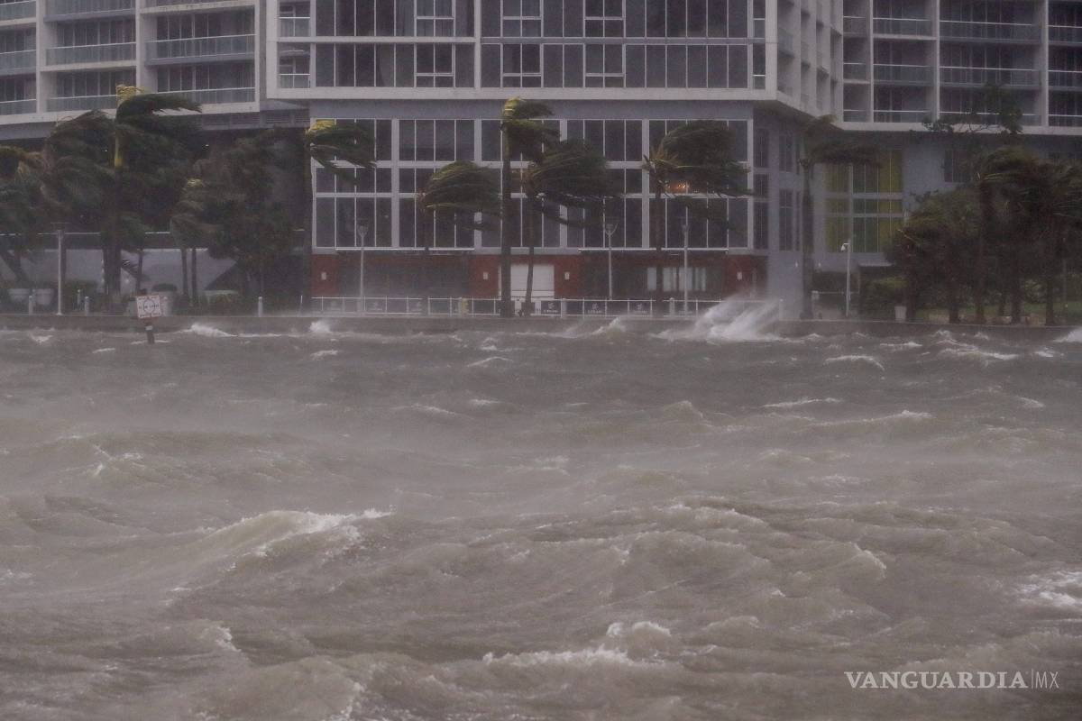 Irma deja sin electricidad a más de un millón y medio de clientes en Florida