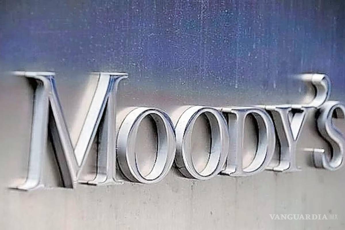 Baja Moody’s a negativa perspectiva de México