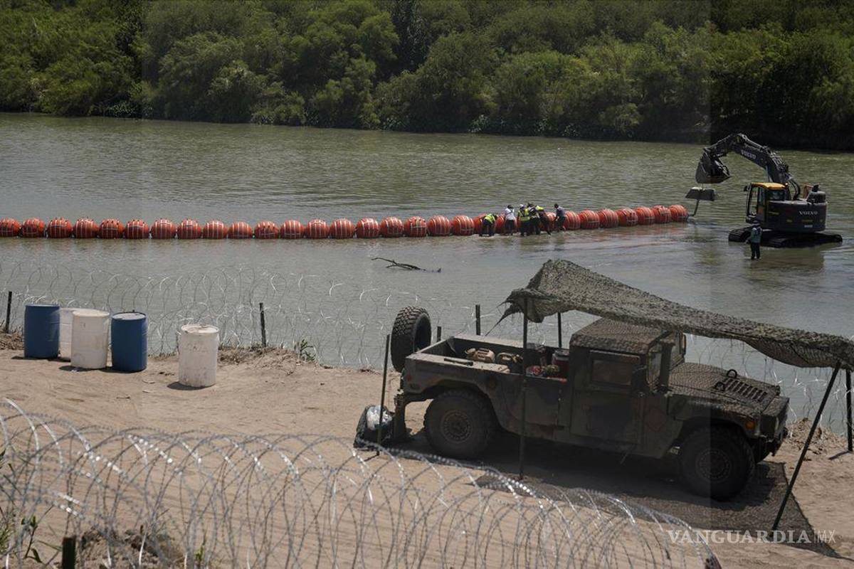 Adiós al muro flotante; juez ordena a Greg Abbott retirar barrera del Río Bravo antes del 15 de septiembre