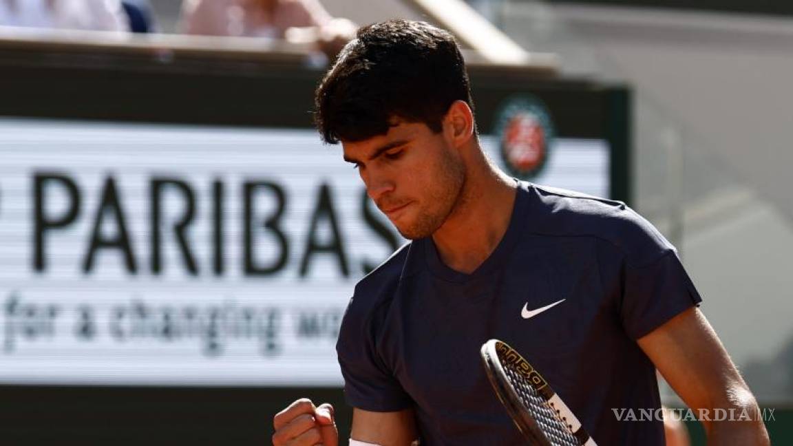 En duelo de gigantes, el español Carlos Alcaraz, se impone a Zverev y gana su primer Roland Garros