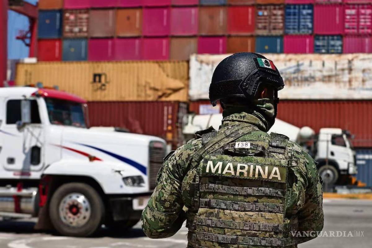 Niegan copia de orden de captura a contralmirante acusado de huachicol fiscal