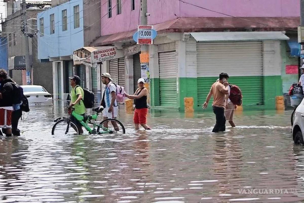 Arranca entrega de 8 mil pesos a damnificados por lluvias en el Valle de México