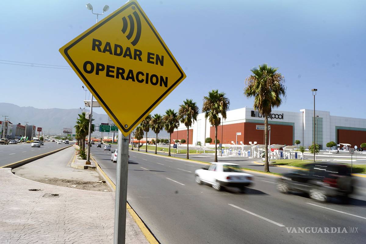 Sustituye Alcalde de Saltillo las fotomultas por radares