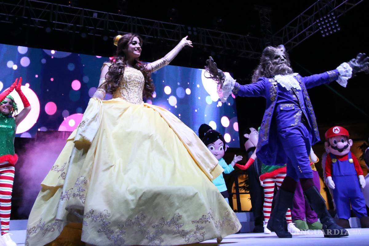 Encienden luz de la Navidad