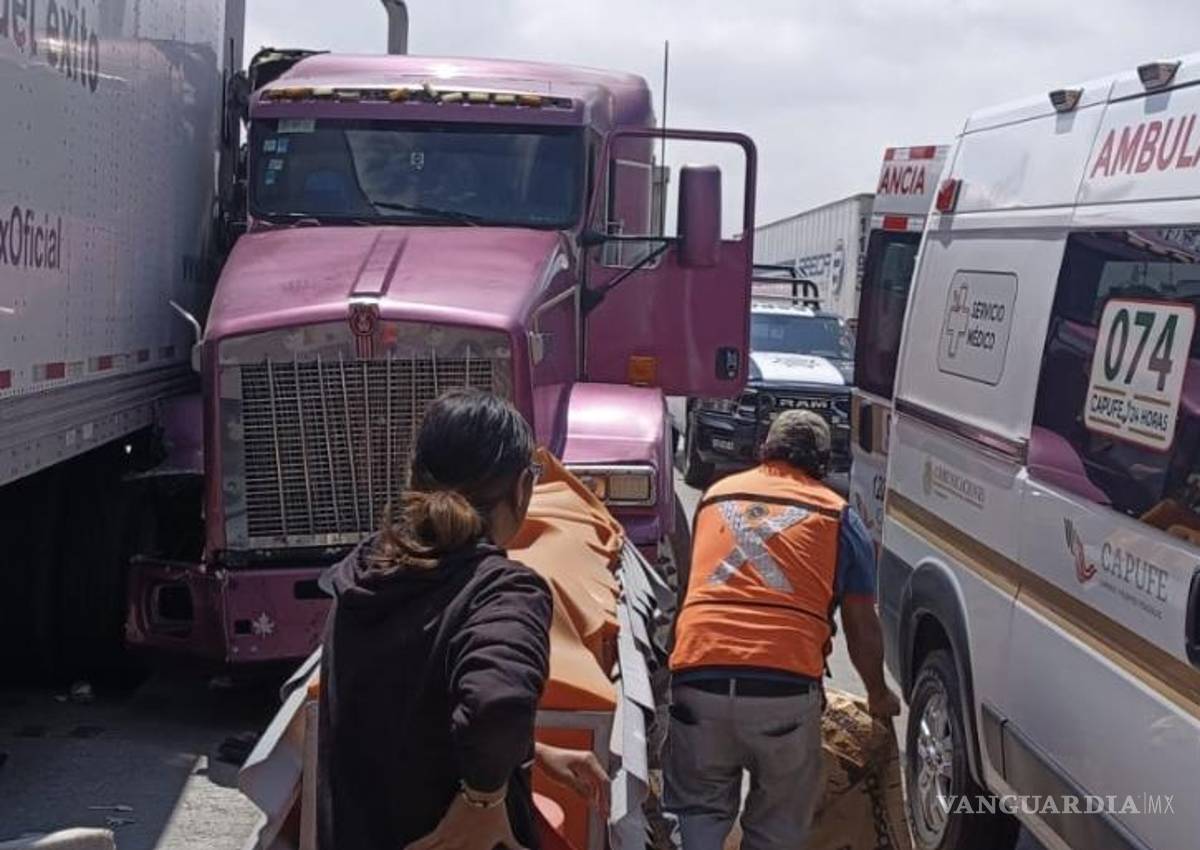 $!El operador herido fue trasladado a la Clínica 1 del IMSS, donde permanece en observación.