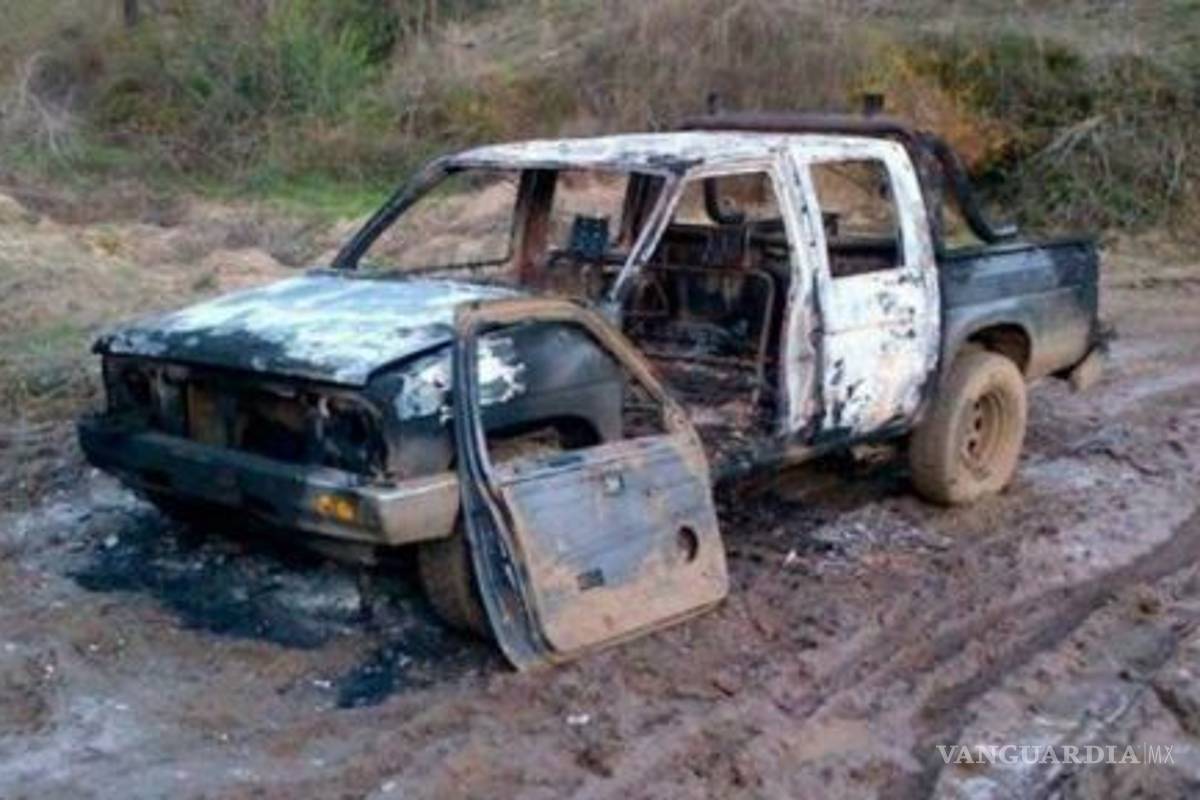 PGJ indaga incendio de camioneta tras hallar 10 cuerpos calcinados en su interior en Michoacán