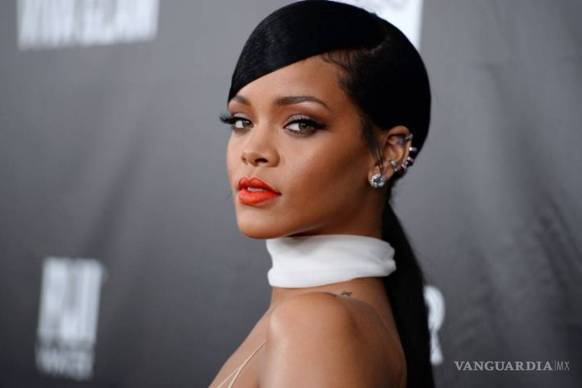 El consejo de Rihanna a un fan para superar una ruptura amorosa