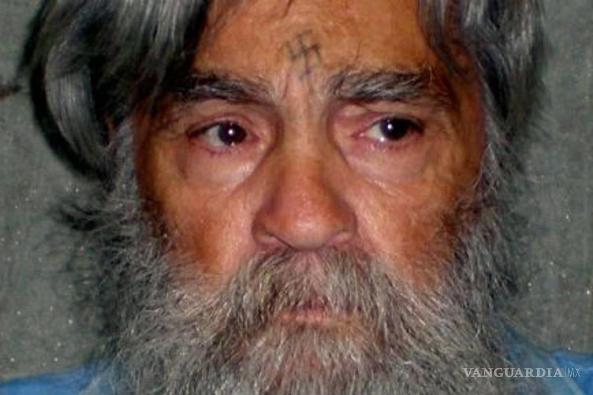 Hospitalizan de gravedad al asesino serial Charles Manson