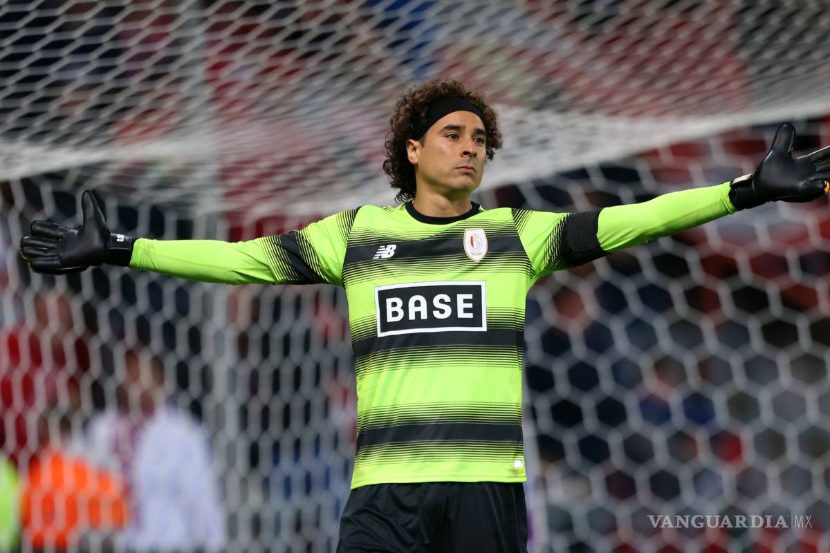Para el Standard de Lieja, Guillermo Ochoa seguirá jugando con el equipo
