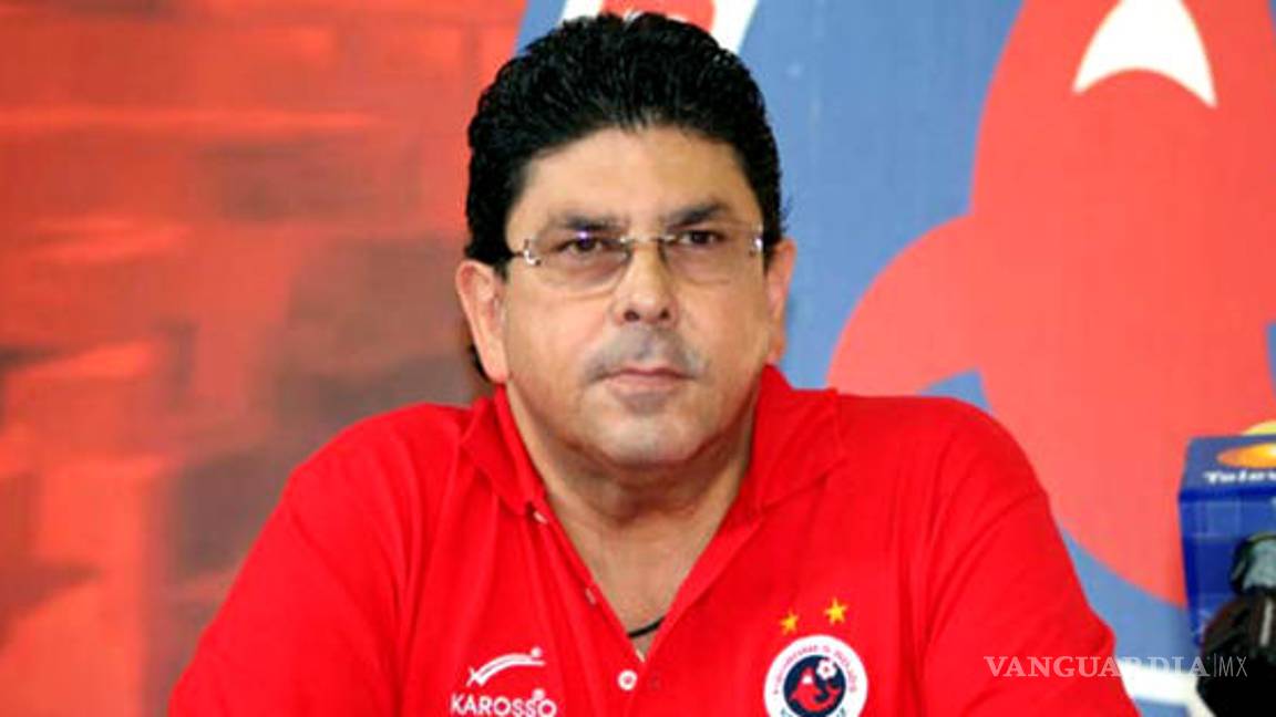 $!Filtran video de Fidel Kuri intentando golpear al dueño del Santos Laguna